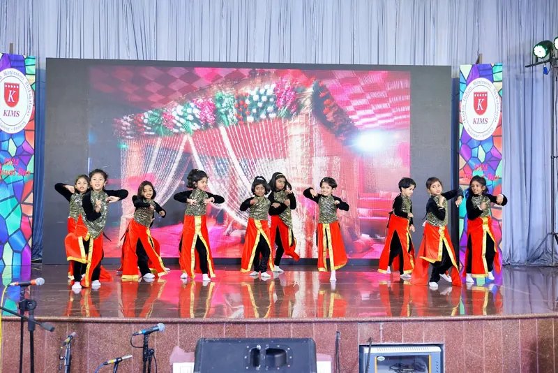 A dance in red and black costumes