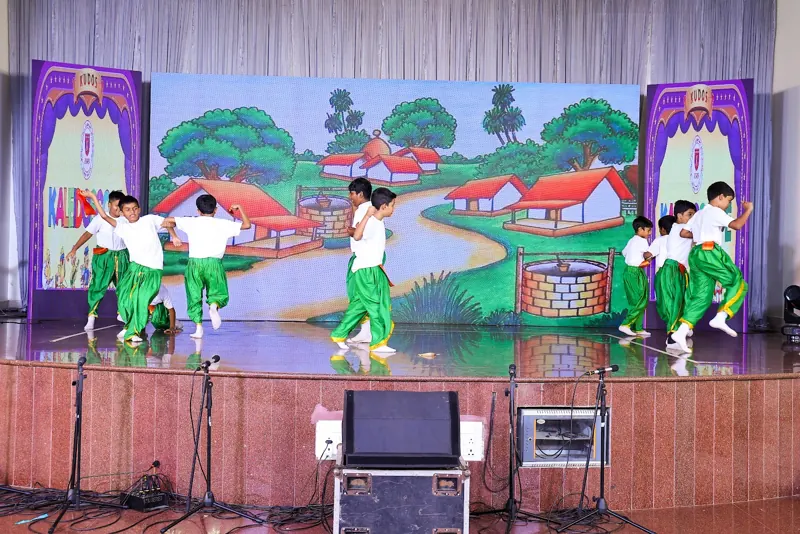 A village-scene dance in green