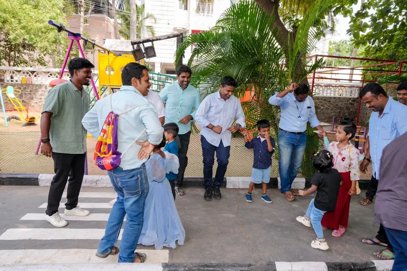 Fathers and children play a game